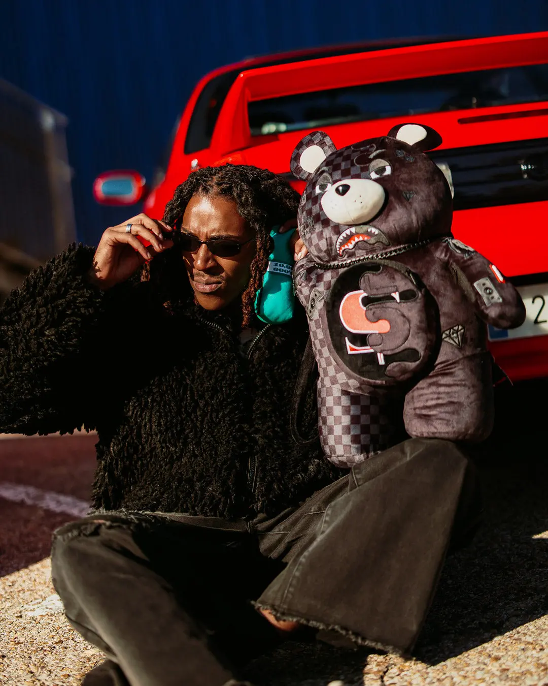 SPEED SHARK SIDE SWIPE MONEYBEAR TEDDY BEAR BACKPACK - Image 2