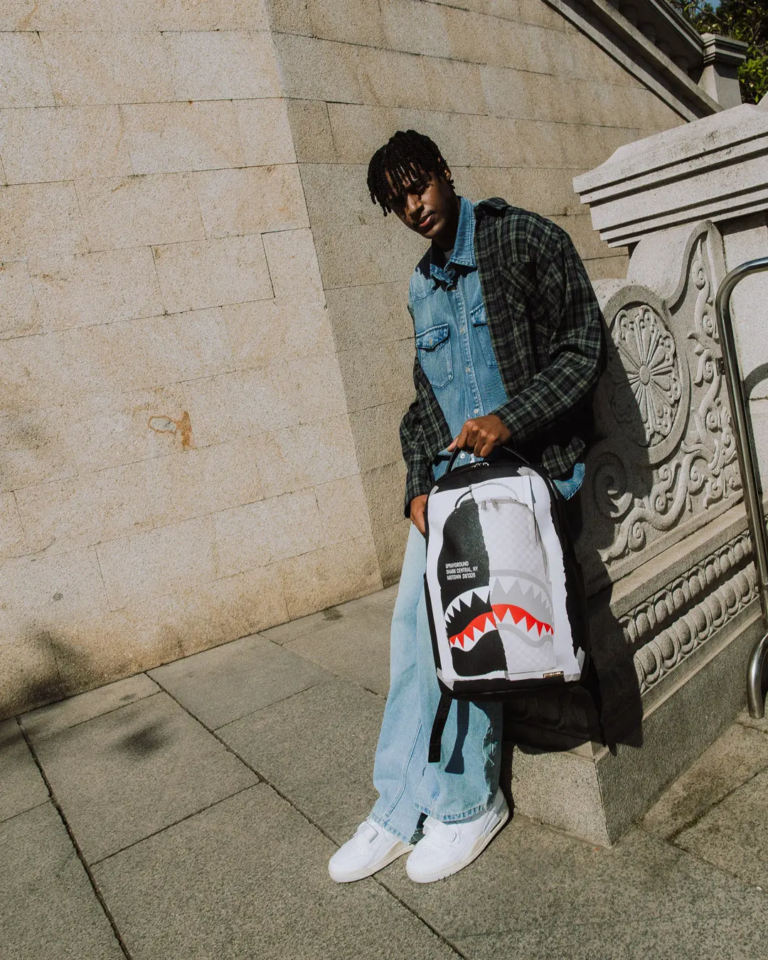 BAG ON BAG OPTICAL ILLUSION SHARKS IN PARIS BACKPACK - Image 6