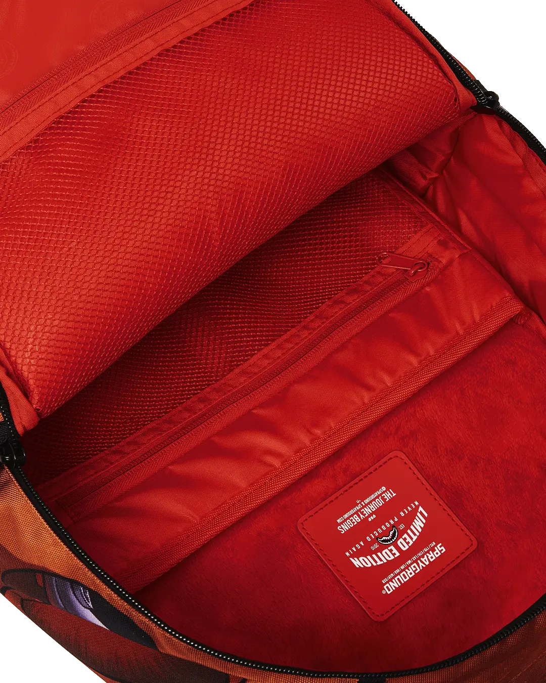 FIVE NIGHTS AT FREDDY'S SHARK DLXSR BACKPACK - Image 11