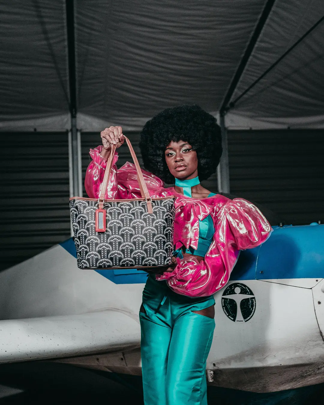 ILLUCHAINS TOTE - Image 2