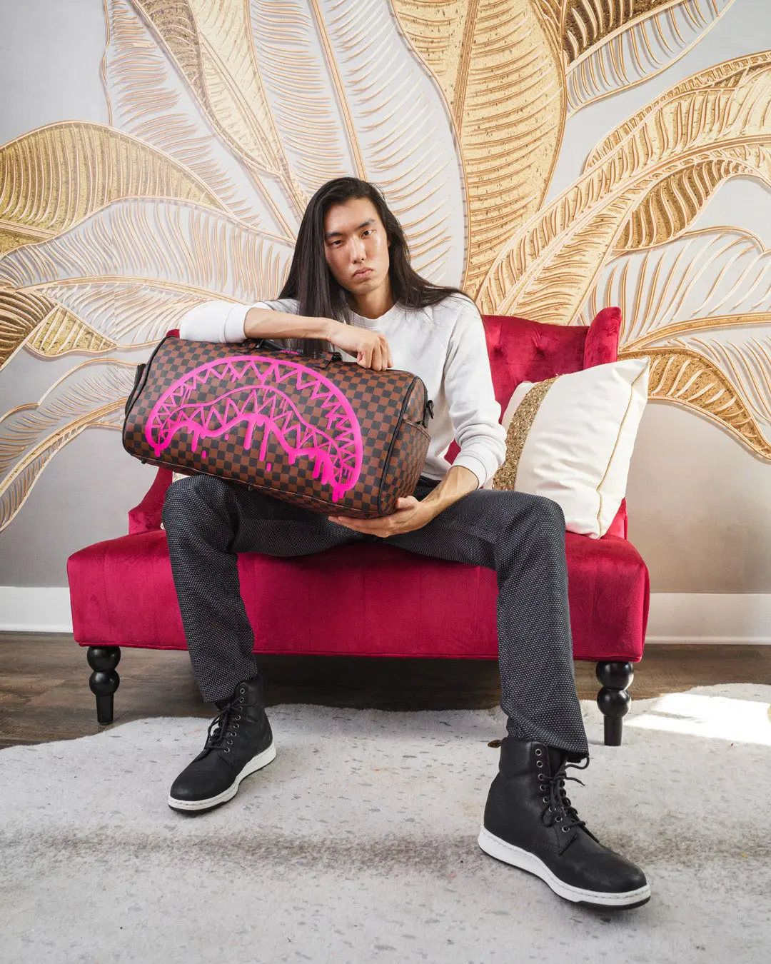 THE ARTISTS TOUCH DUFFLE - Image 2