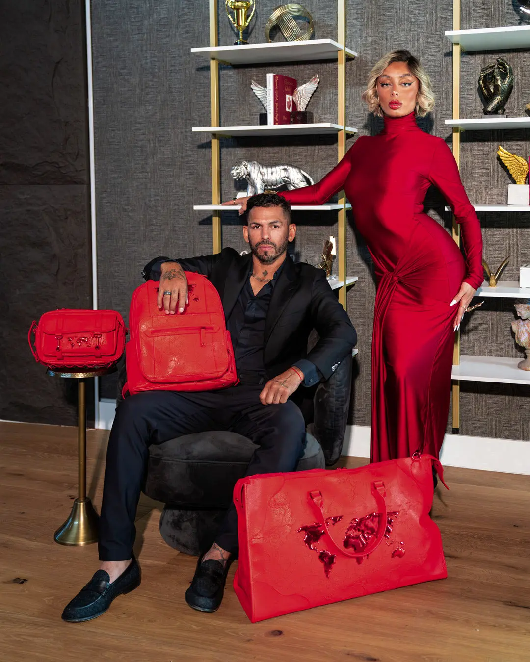 JAMES FIRST CLASS RUBY RED CROSSBODY - Image 4