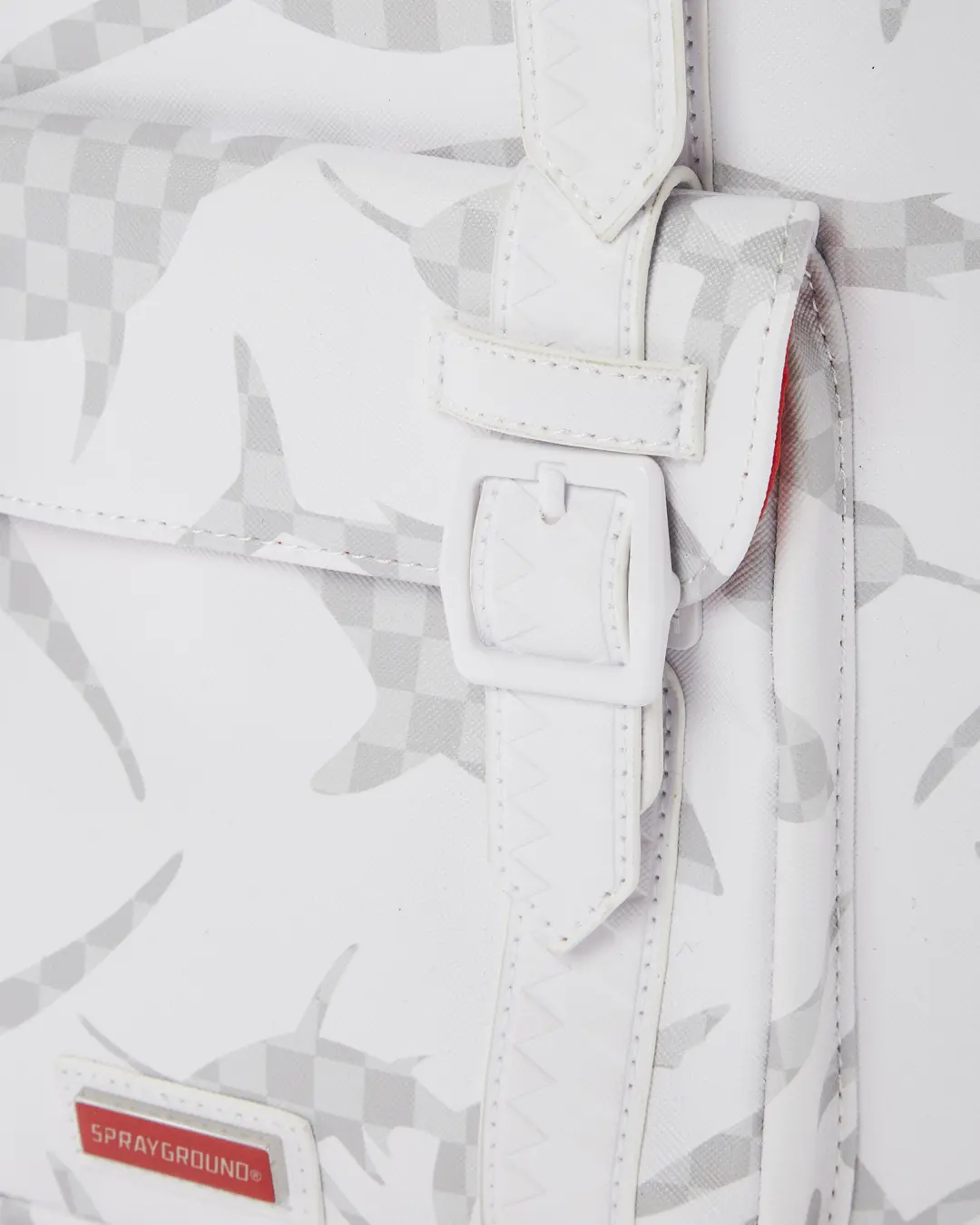 SHARK CHECK (WHITE) HILLS BACKPACK - Image 11
