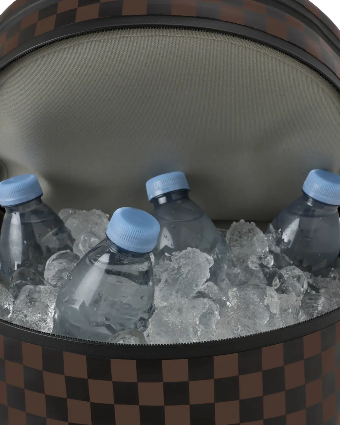 SHARK COOLER BACKPACK - Image 14