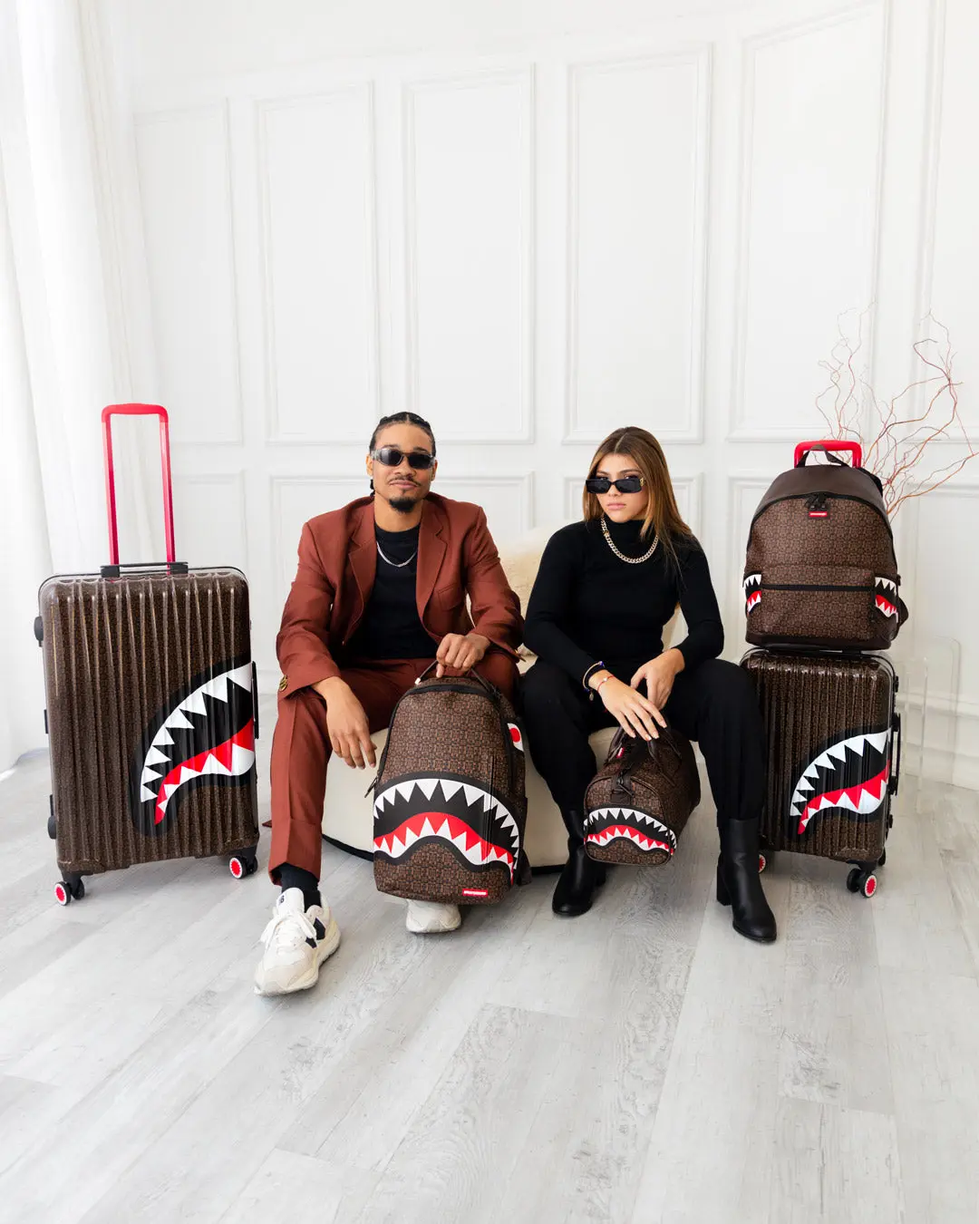 FRENZY SHARKS MINI DUFFLE - Image 8