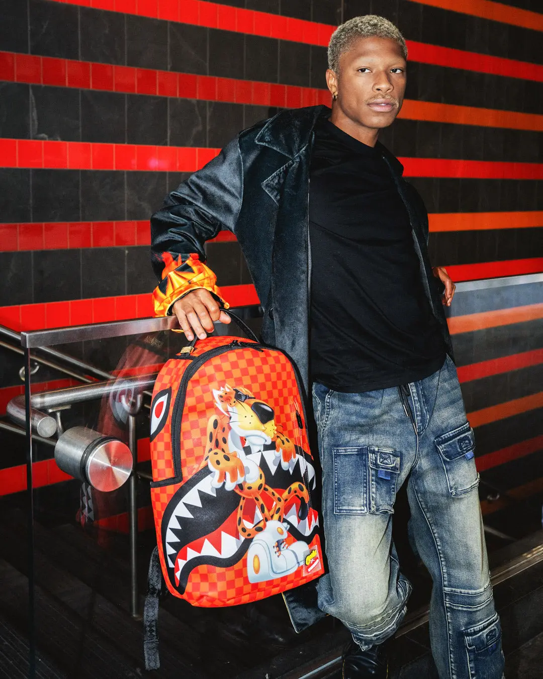CHEETOS CHESTER CRUNCH BACKPACK - Image 6