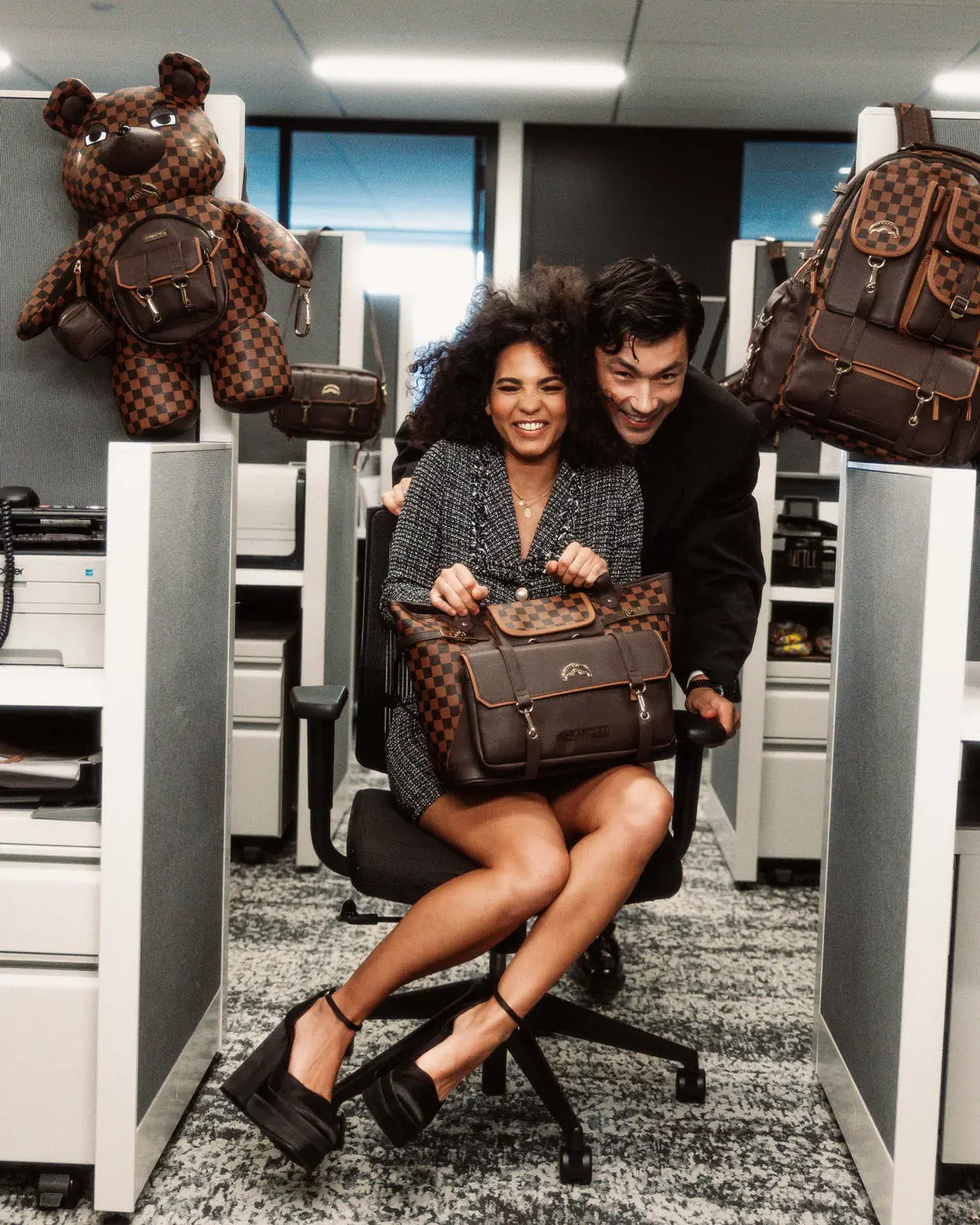 CHECKMATE ROYALE TOTE - Image 7