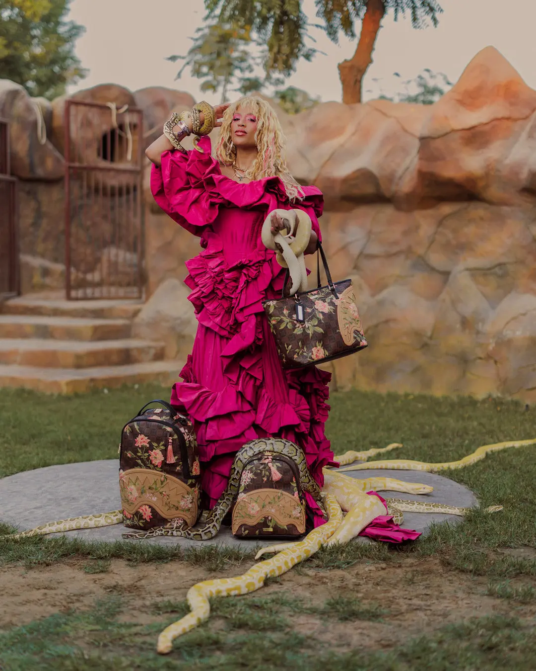 AI DREAMERS GARDEN SAVAGE BACKPACK - Image 8